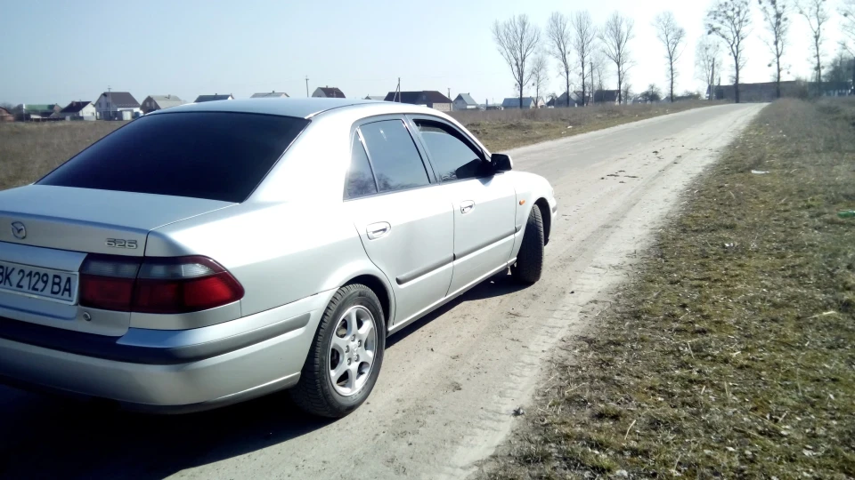 Mazda 626 4