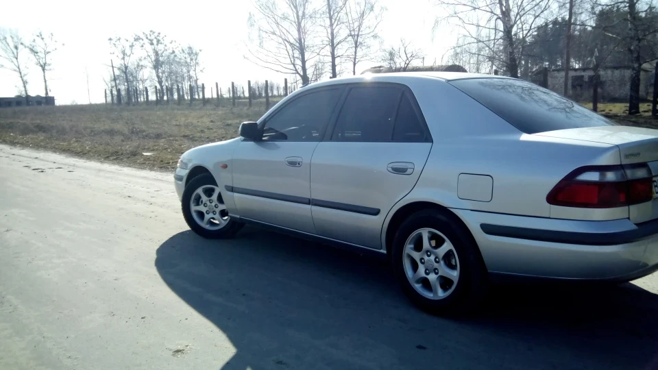 Mazda 626 5