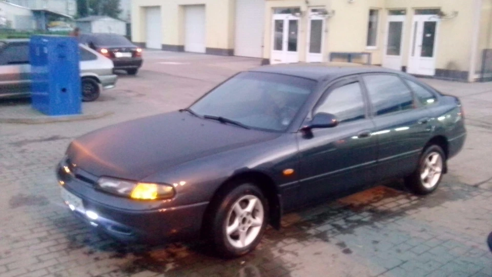 Mazda 626 2