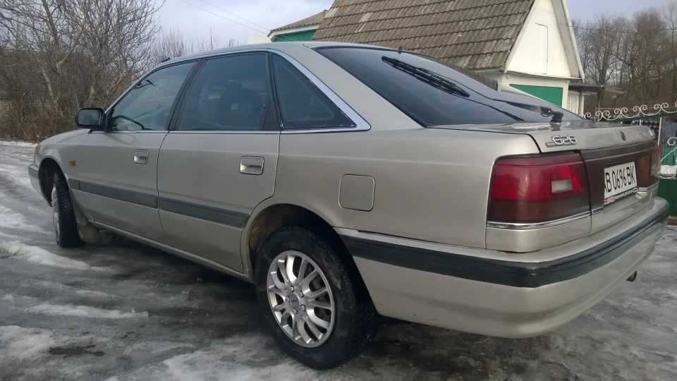 Mazda 626 2