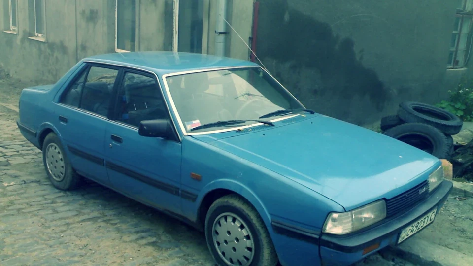 Mazda 626 3