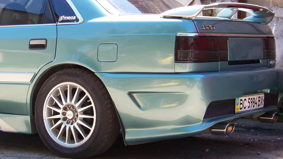 Mazda 626 4