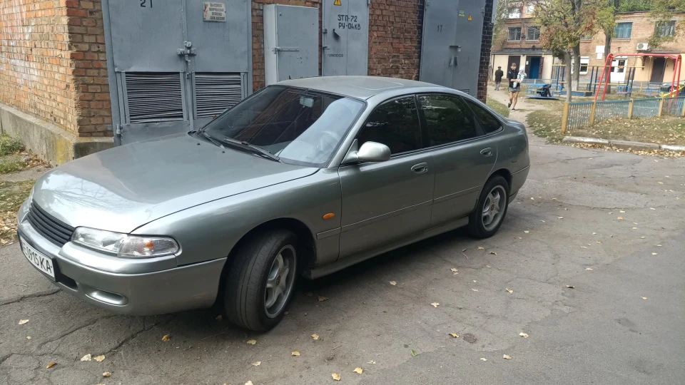 Mazda 626 2