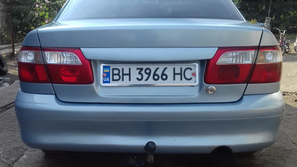 Mazda 626 2