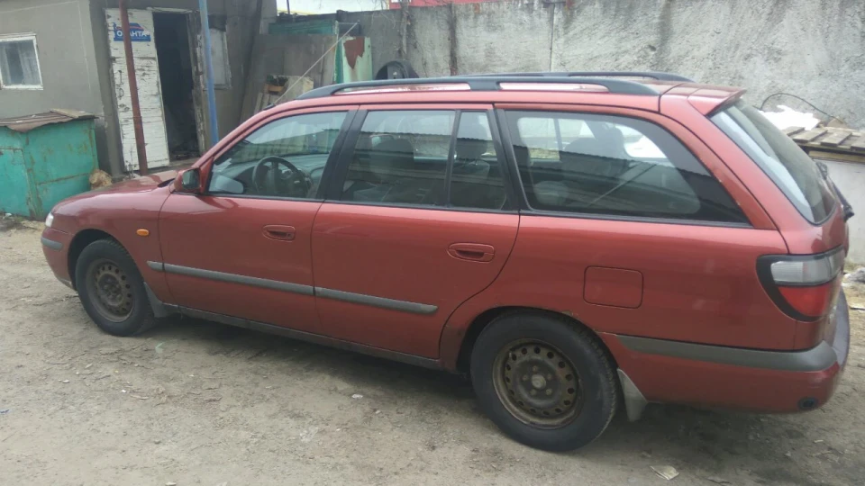 Mazda 626 5