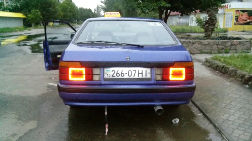 Mazda 626 4