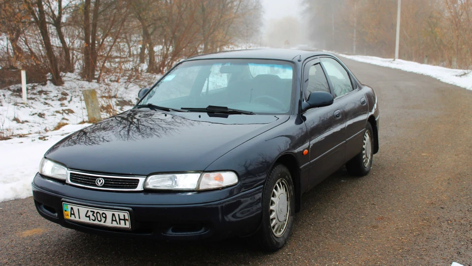 Mazda 626 2