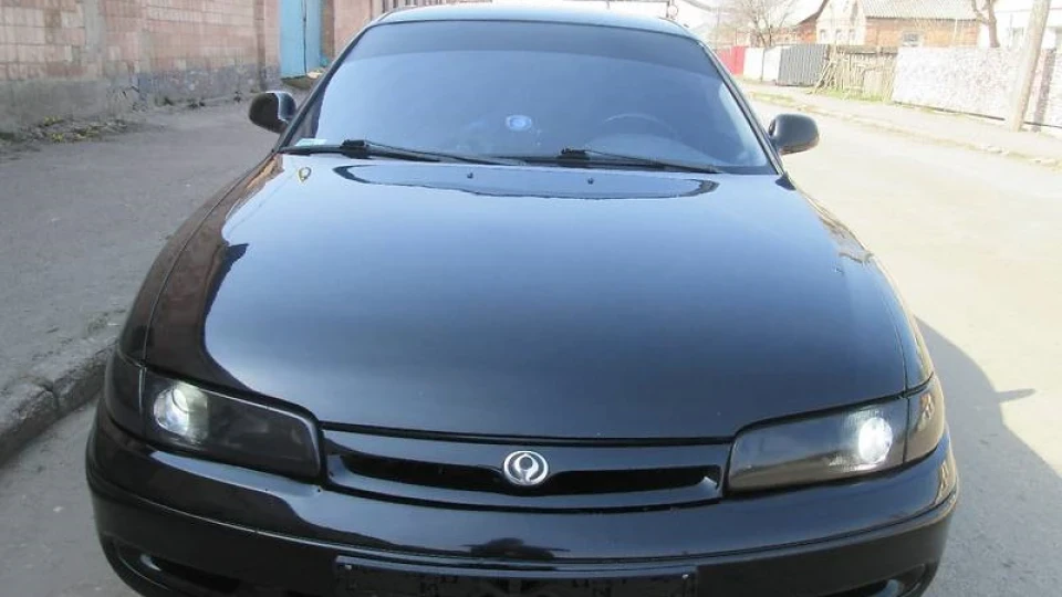 Mazda 626 2