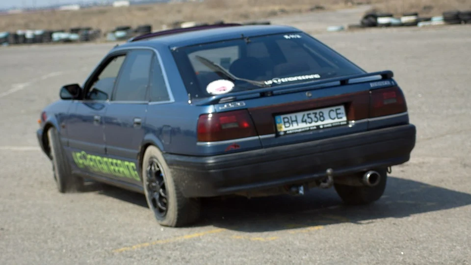 Mazda 626 3