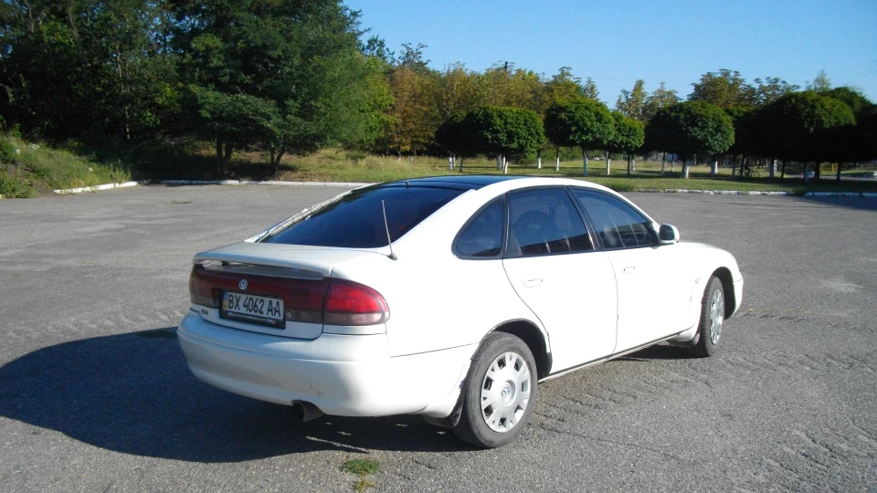 Mazda 626 2