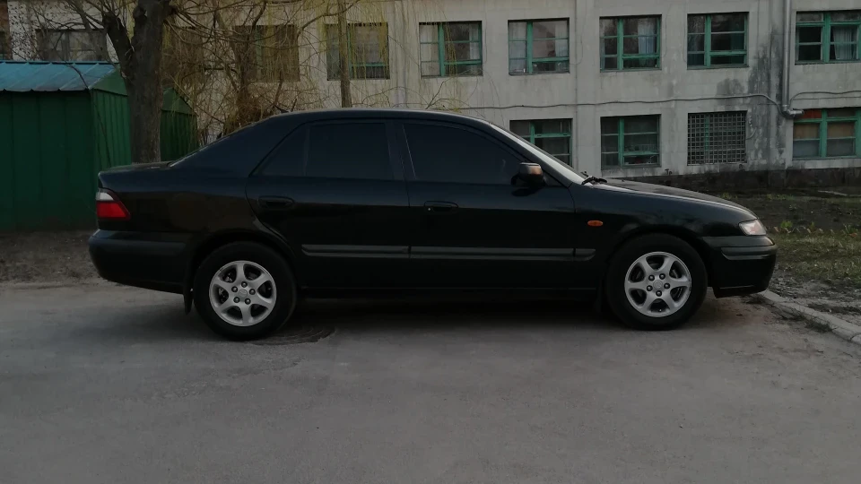 Mazda 626 3