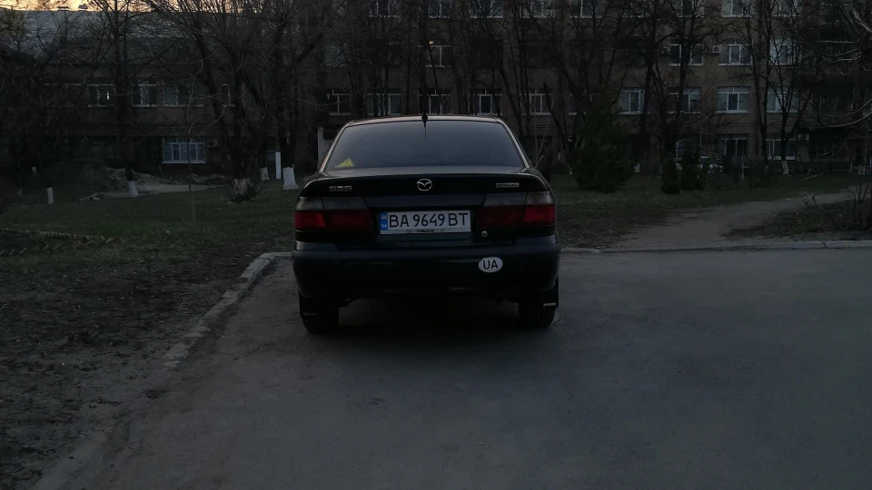 Mazda 626 4