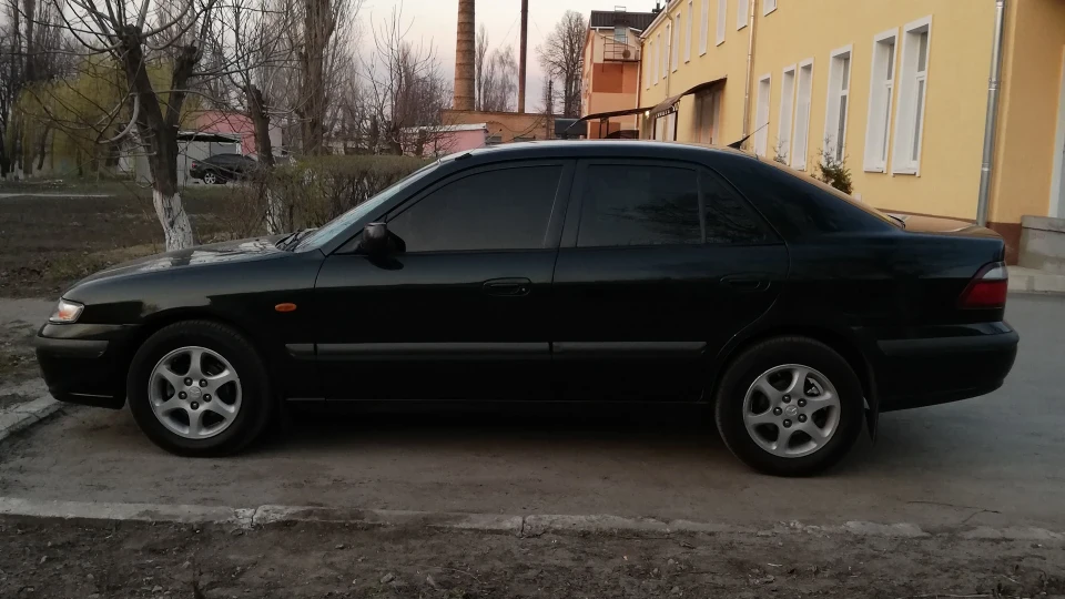 Mazda 626 5