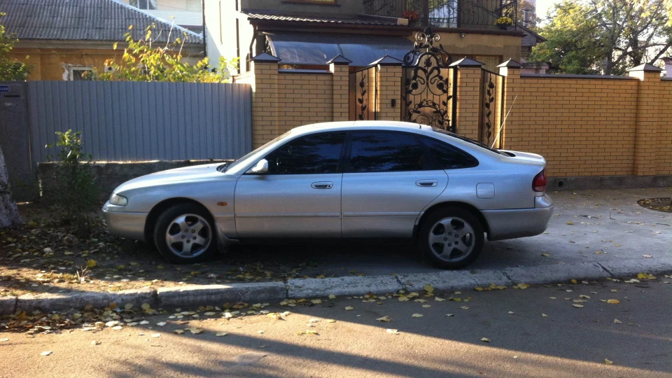 Mazda 626 3
