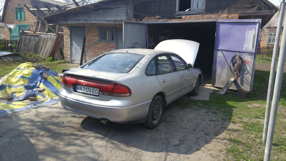 Mazda 626 2