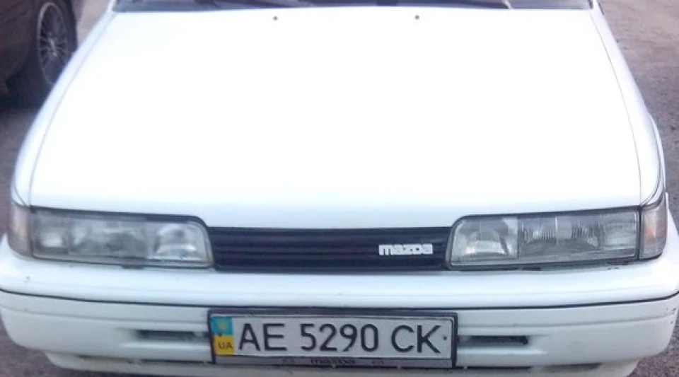 Mazda 626 4