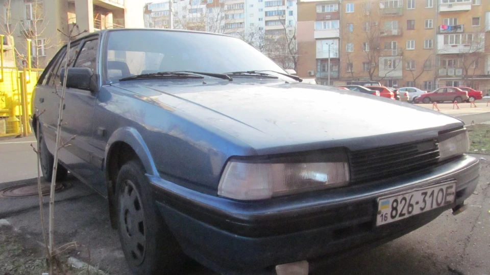 Mazda 626 2