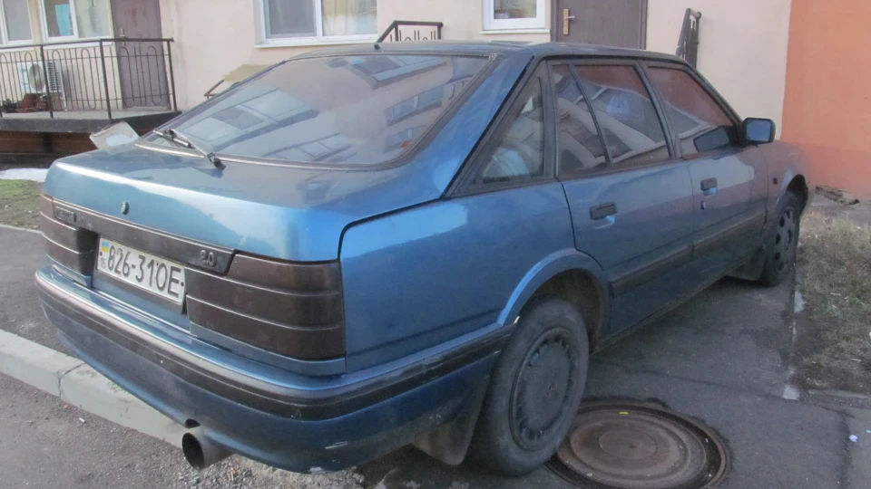 Mazda 626 3