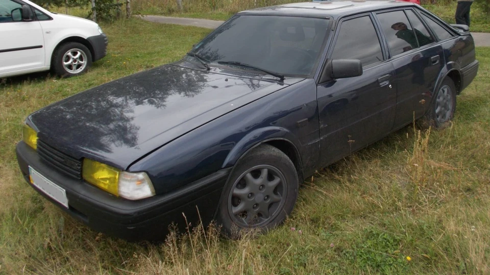 Mazda 626 5