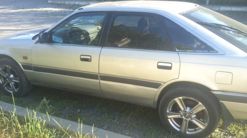 Mazda 626 2