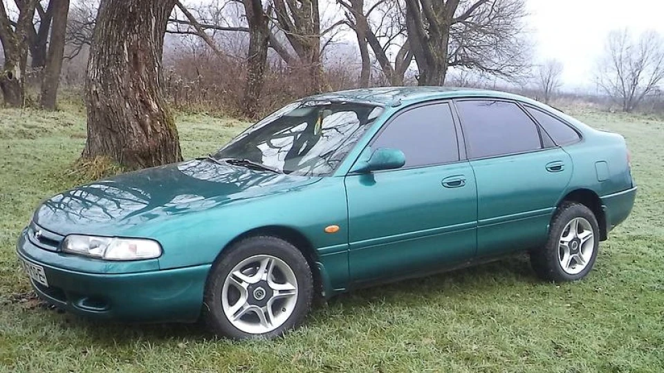 Mazda 626 2