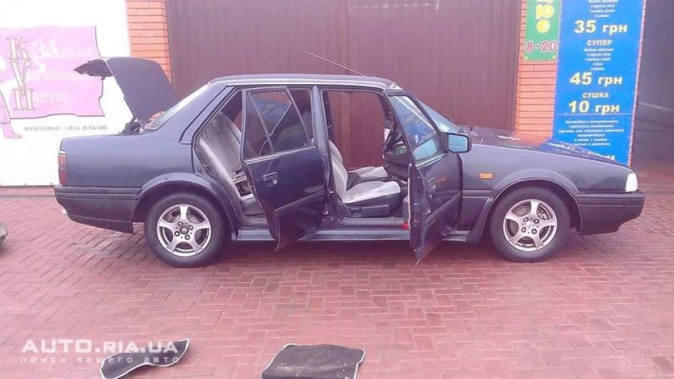 Mazda 626 2