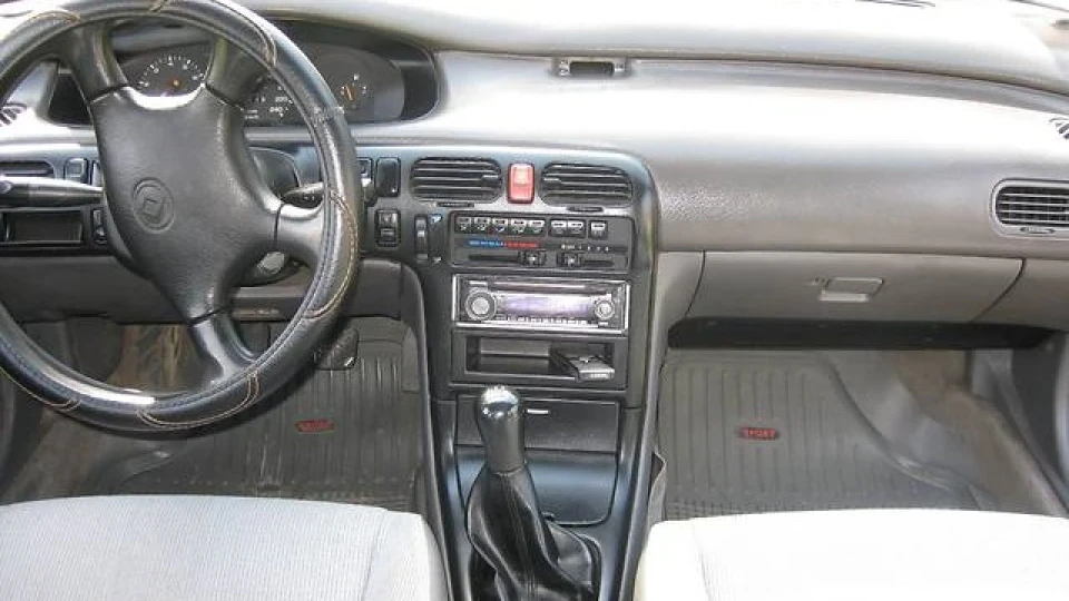 Mazda 626 5