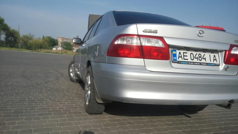 Mazda 626 2