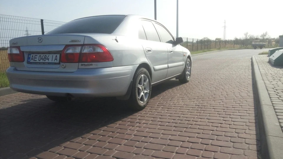 Mazda 626 3