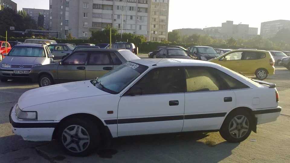 Mazda 626 2