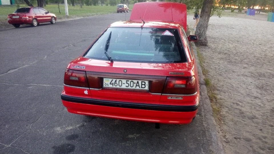 Mazda 626 4
