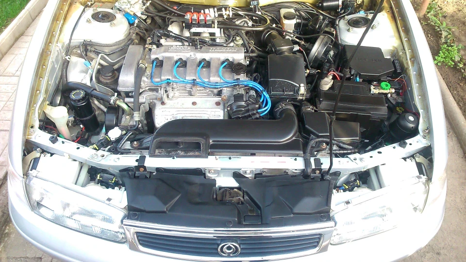 Mazda 626 4
