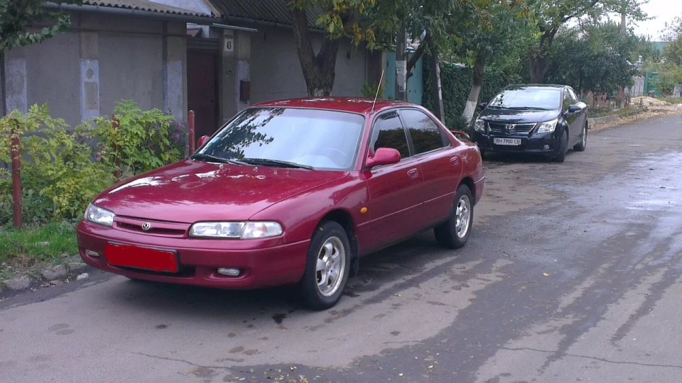 Mazda 626 2