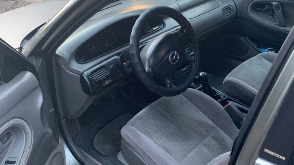 Mazda 626 2
