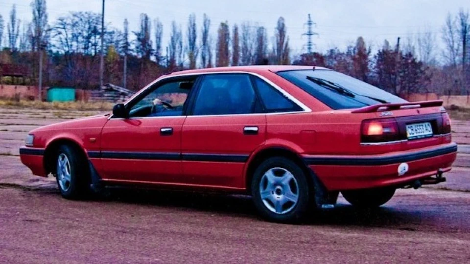 Mazda 626 2