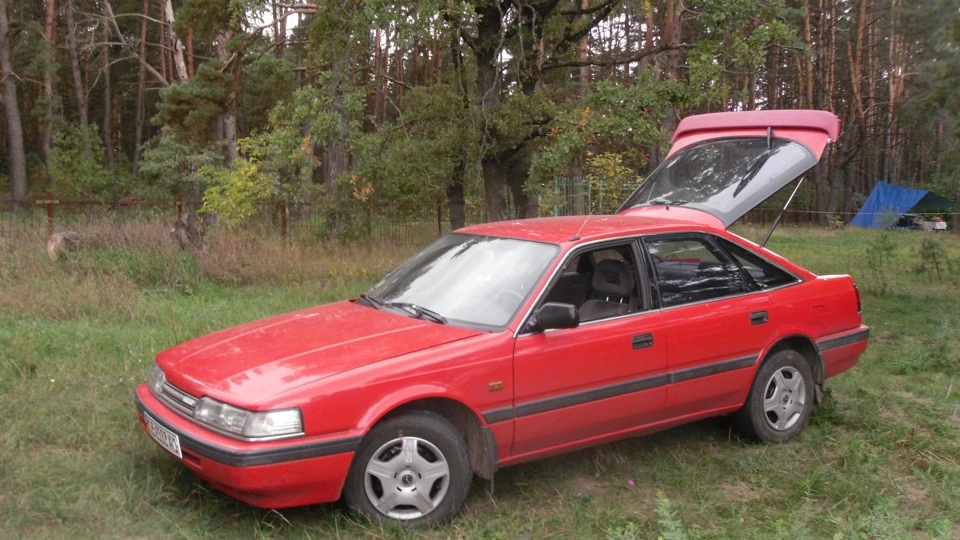 Mazda 626 4
