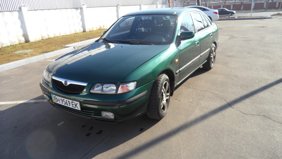 Mazda 626 2