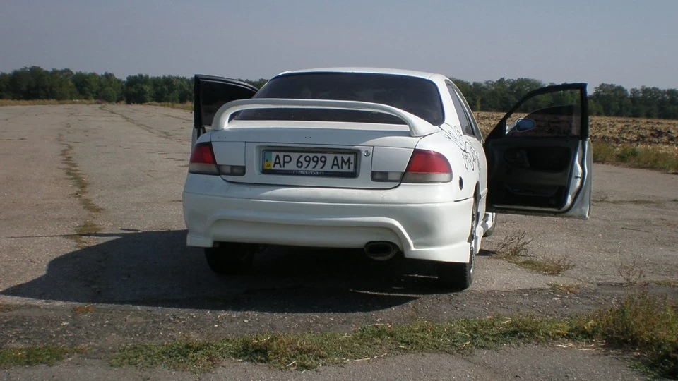 Mazda 626 1.8 4