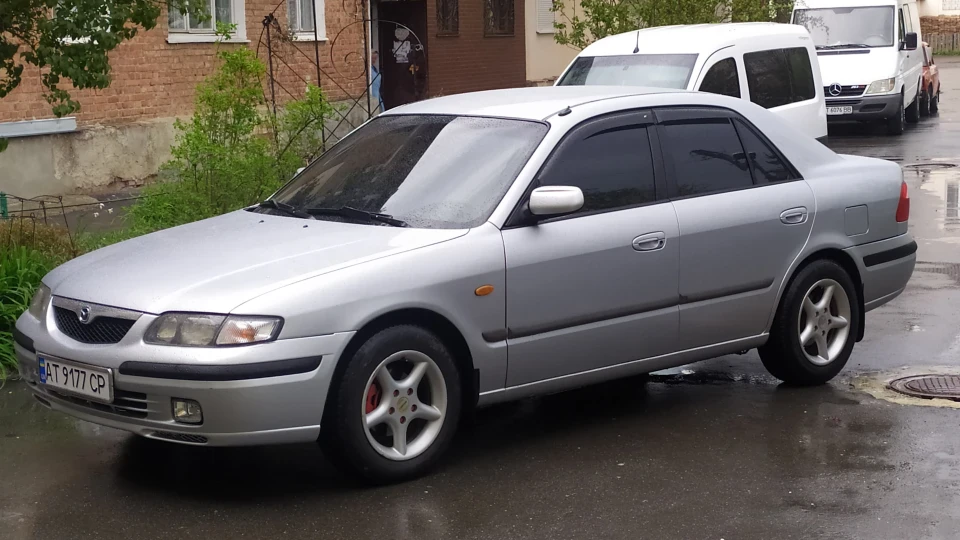 Mazda 626 2.0 115 л.с