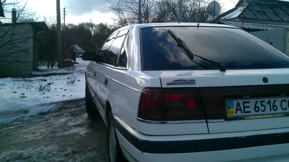 Mazda 626 2.0-16valve 4