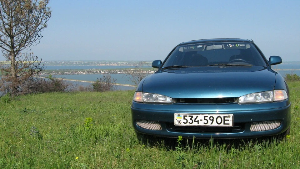 Mazda 626 2.0 akpp 2