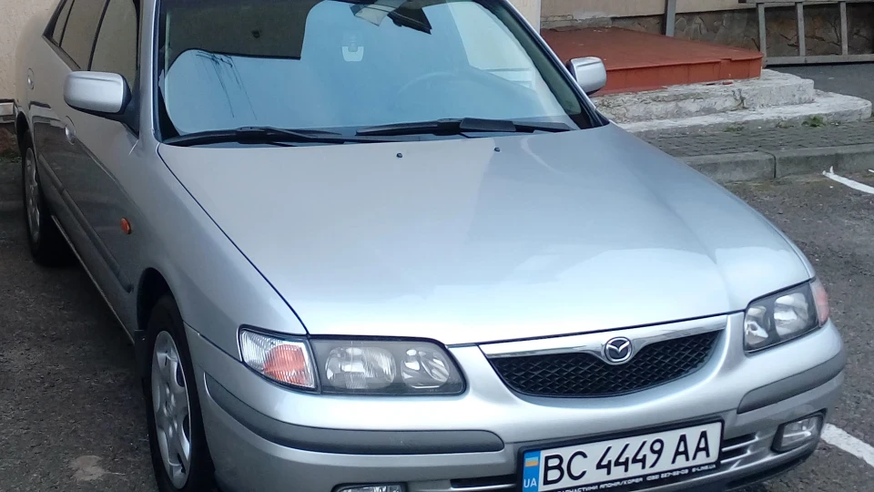 Mazda 626 2.0 бензин 2