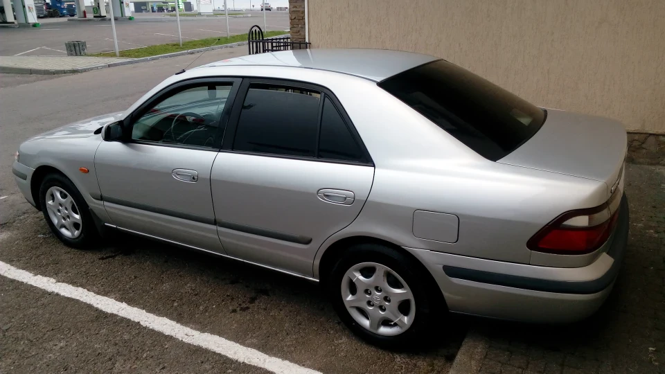 Mazda 626 2.0 бензин 3