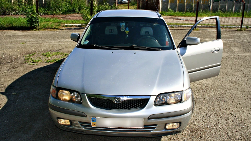 Mazda 626 2.0 бензин 5