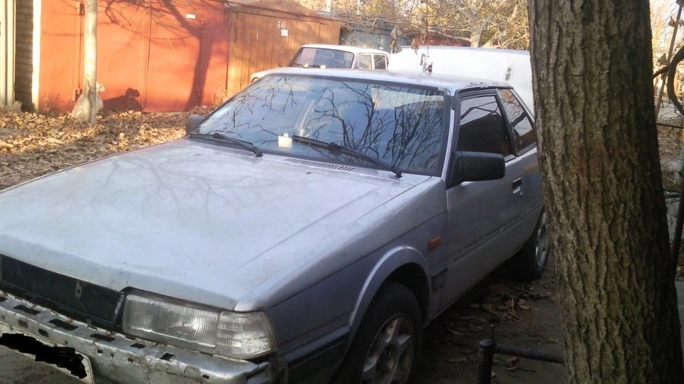 Mazda 626 2.0 coupe 3