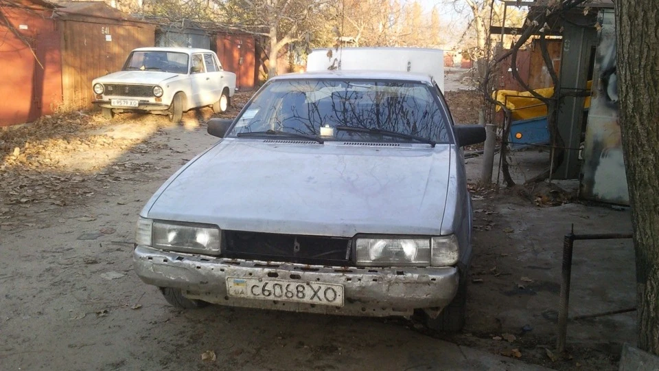 Mazda 626 2.0 coupe 4