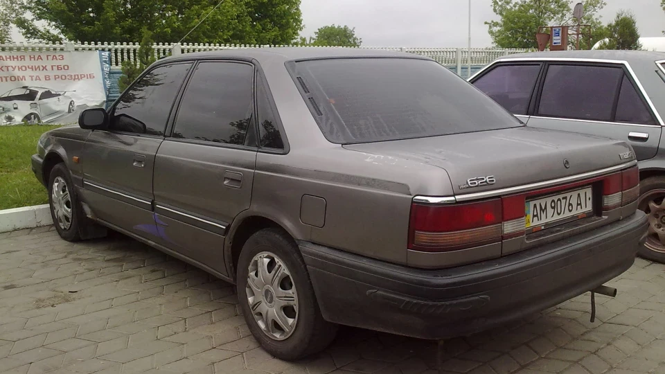 Mazda 626 2,0 FE 90л.с 2