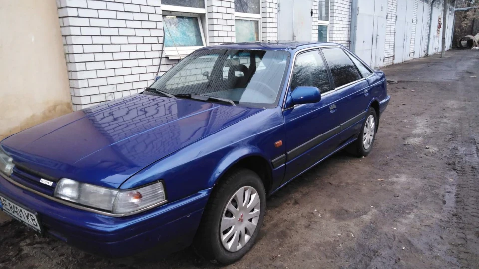 Mazda 626 2.0 Hatchback