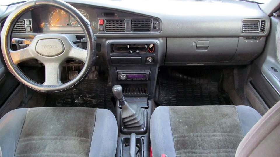 Mazda 626 20 інжектор