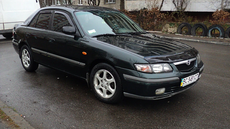 Мазда 626 2.0 седан 4